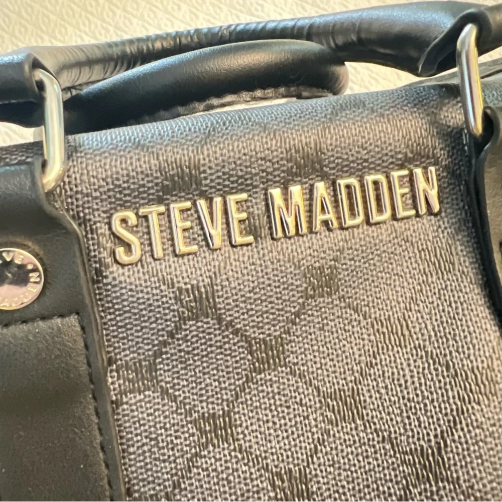 Steve Madden classic satchel